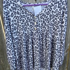 Leopard cheetah print shirt NEW